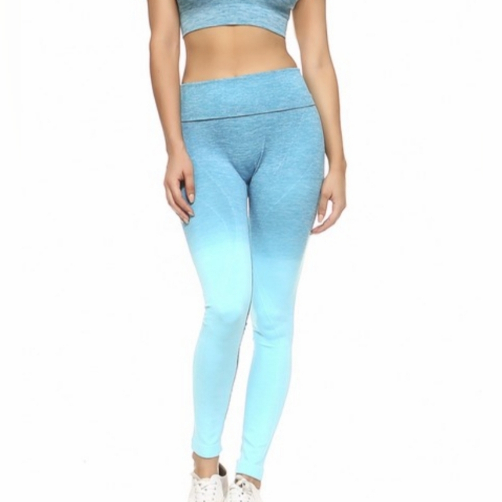 (S)💋Victoria Secret💋Pink Ombre🩵💙 Leggings  Waist 12.5"×L33"